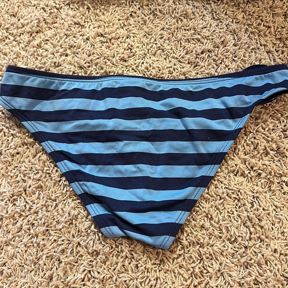 ❤️ Ella Moss Isla Bikini Bathing suit - Picture 4 of 7